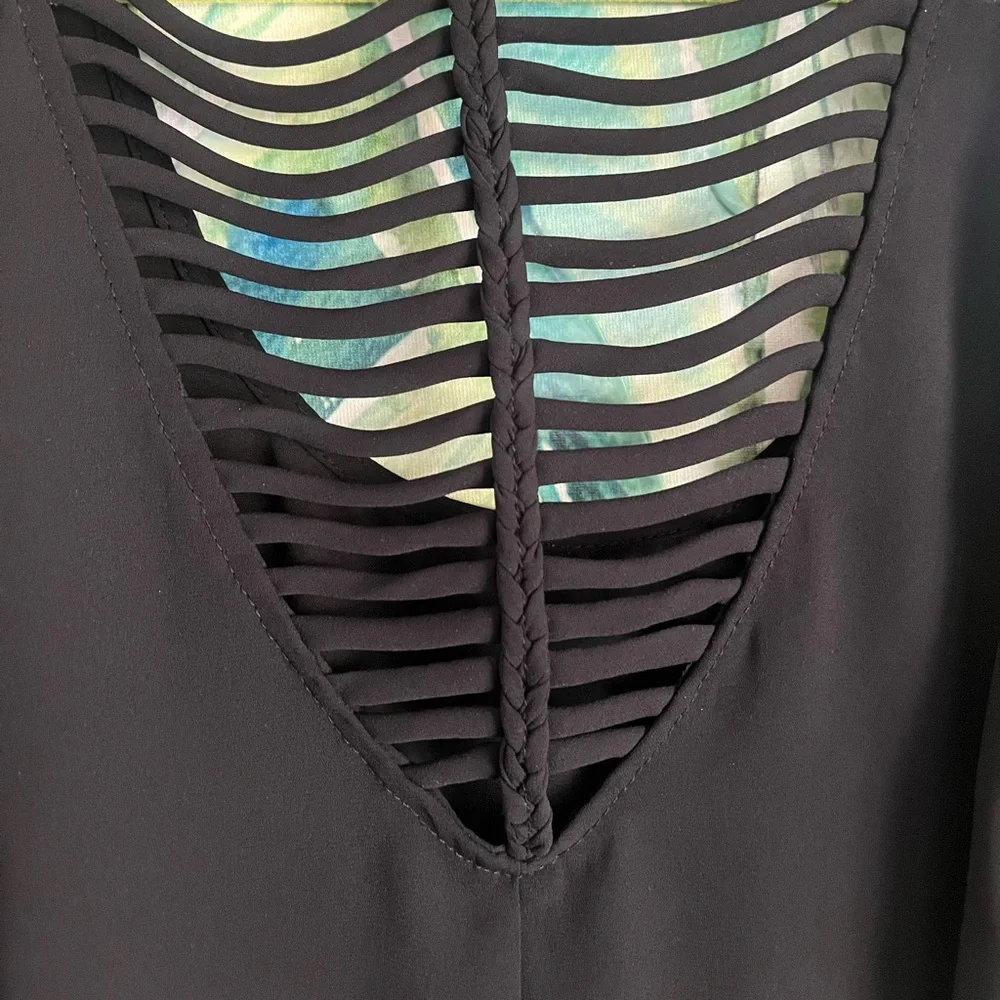 Black High/Low Tank - Picture 4 of 6